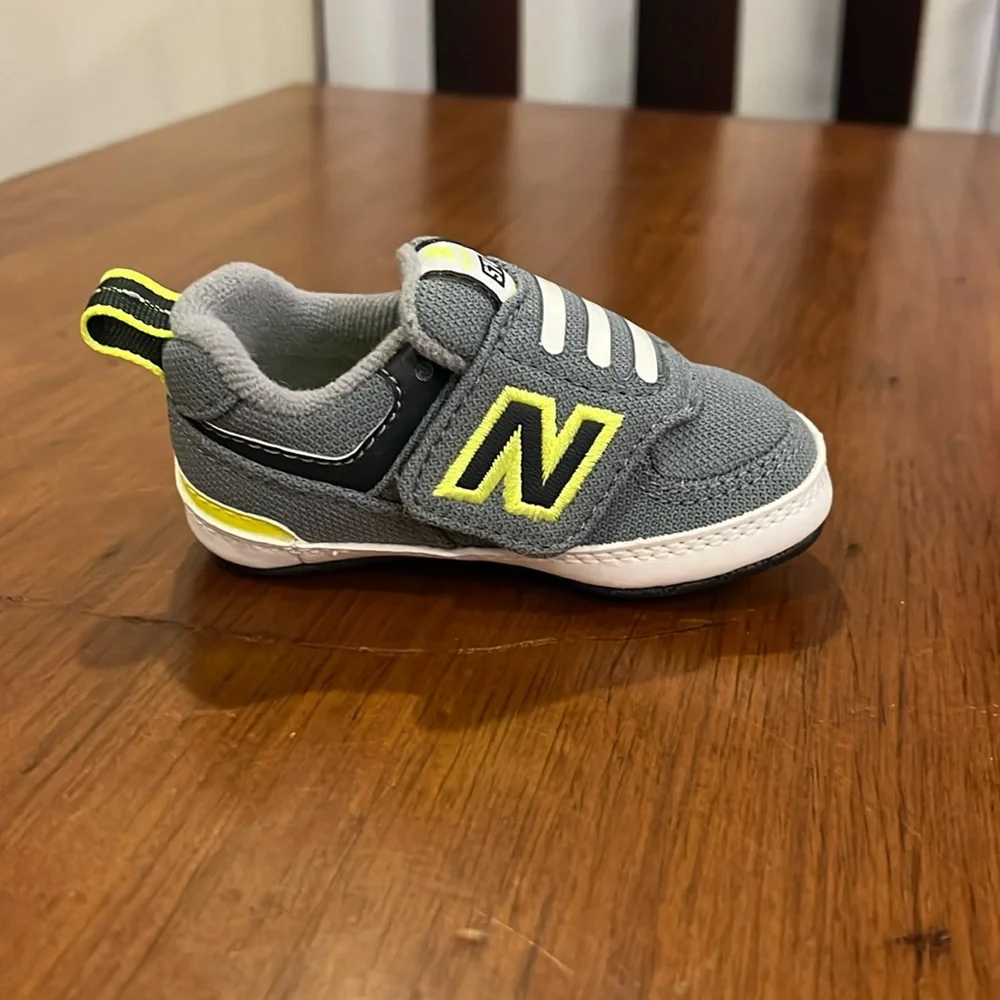 New Balance KO574GLI 574 Shoes Sneakers new Boys Girls Toddlers Size 3.5